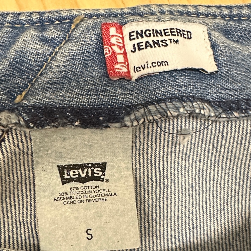 Levi’s Denim Blue Skirt - Picture 2 of 8